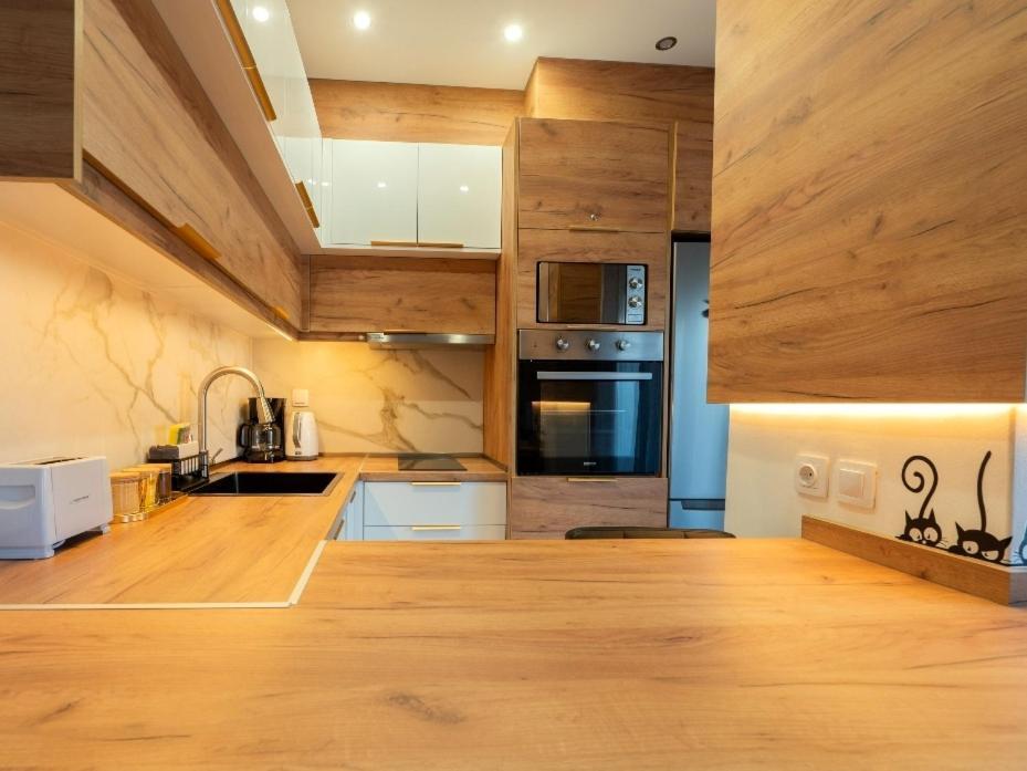 Sky View Suite Serres Luaran gambar