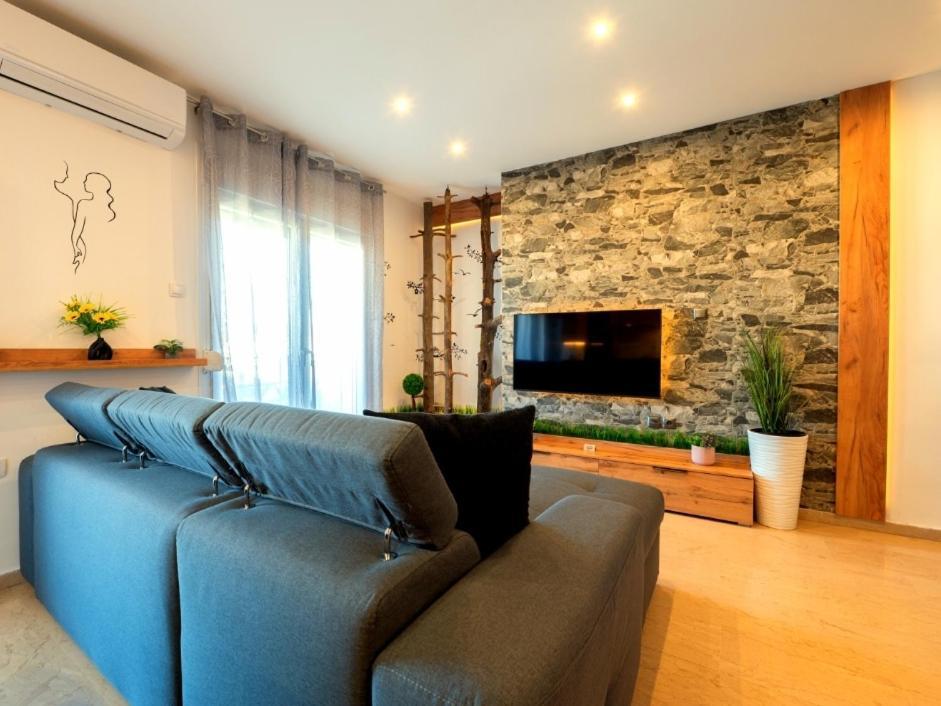 Sky View Suite Serres Luaran gambar
